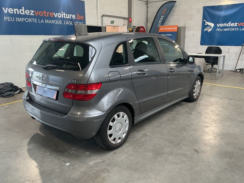 Mercedes-Benz B-Klasse B 180 CDI — zdjęcie 2