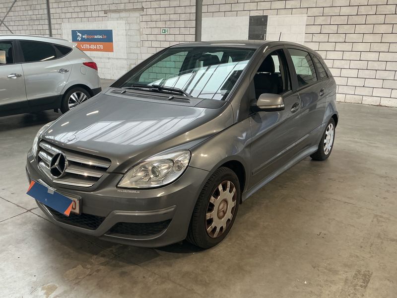 Mercedes-Benz B-Klasse B 180 CDI — zdjęcie 1