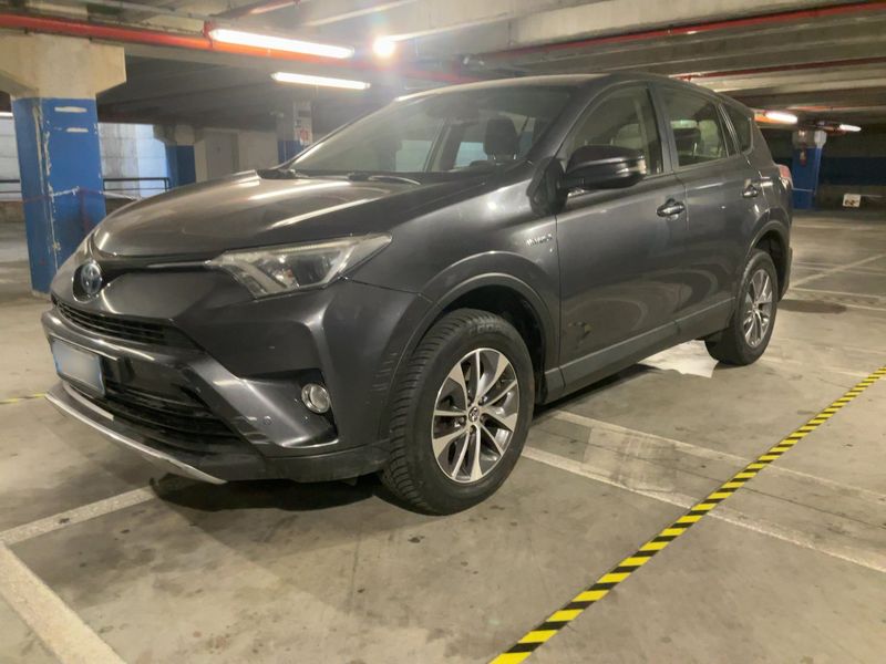 Toyota RAV 4 2.5 Hybrid Active — zdjęcie 2