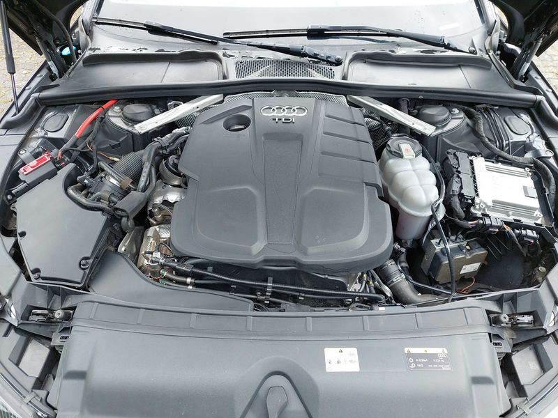 Audi A4 40 TDI quattro advanced — zdjęcie 8