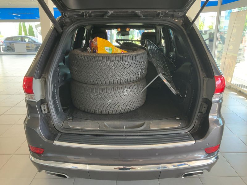 Jeep Grand Cherokee 3.0 CRD Summit — zdjęcie 10