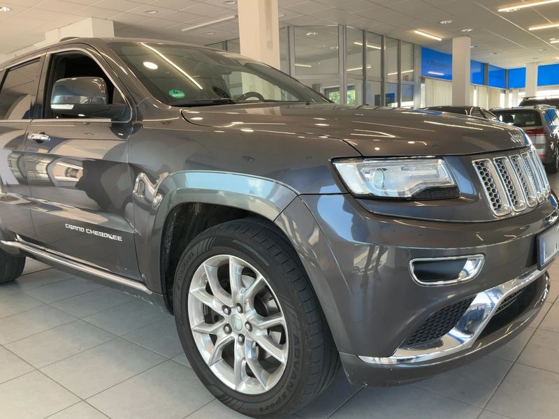 Jeep Grand Cherokee 3.0 CRD Summit — zdjęcie 8