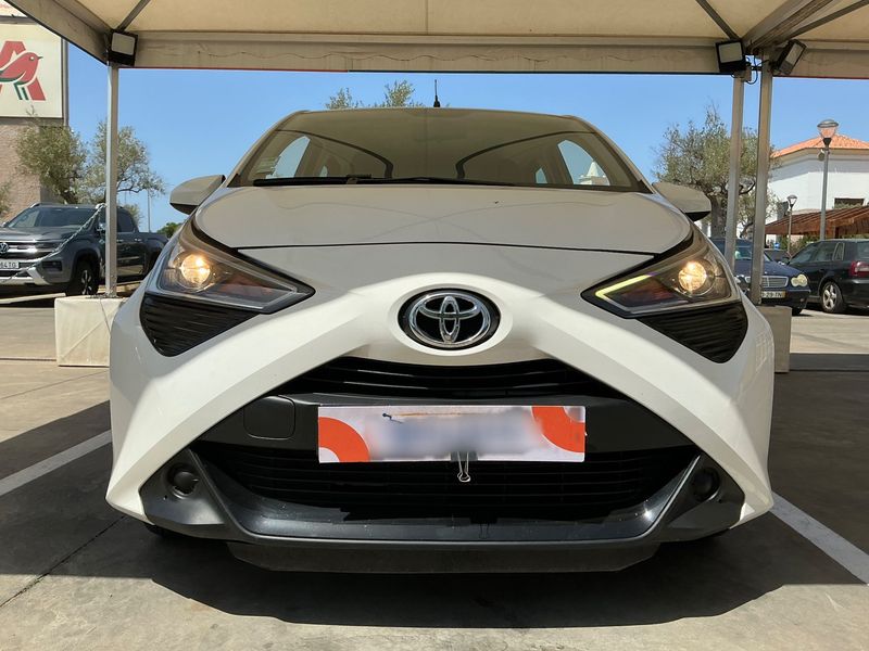 Toyota Aygo 1.0 VVT-i X-Play — zdjęcie 9