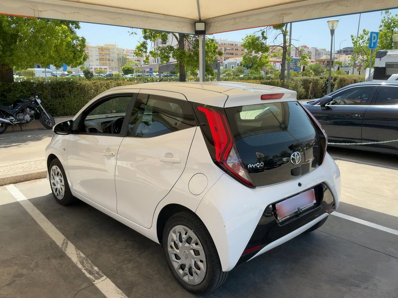 Toyota Aygo 1.0 VVT-i X-Play — zdjęcie 3