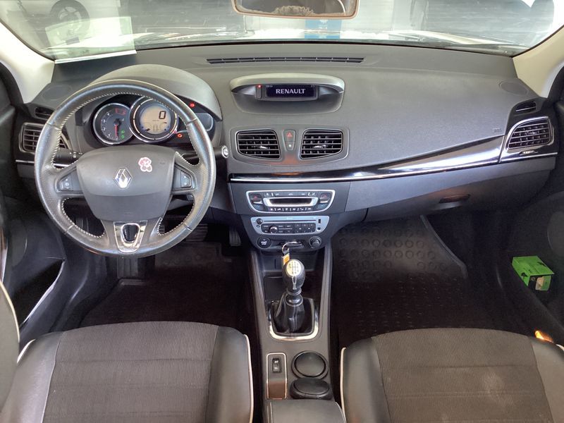 Renault Fluence 1.5 dCi Dynamique — zdjęcie 12