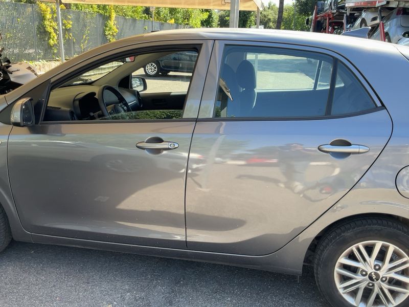 Kia Picanto 1.0 LPG Urban — zdjęcie 4