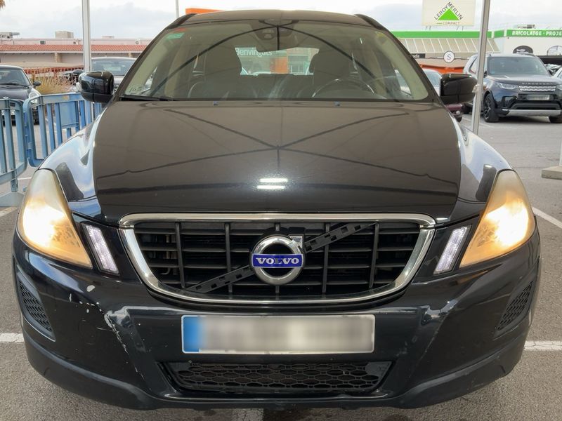 Volvo XC60 2.0 DRIVe Momentum — zdjęcie 9