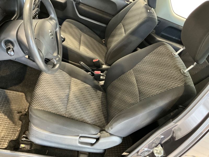 Suzuki Jimny 1.3 Comfort 2015 – снимка 25