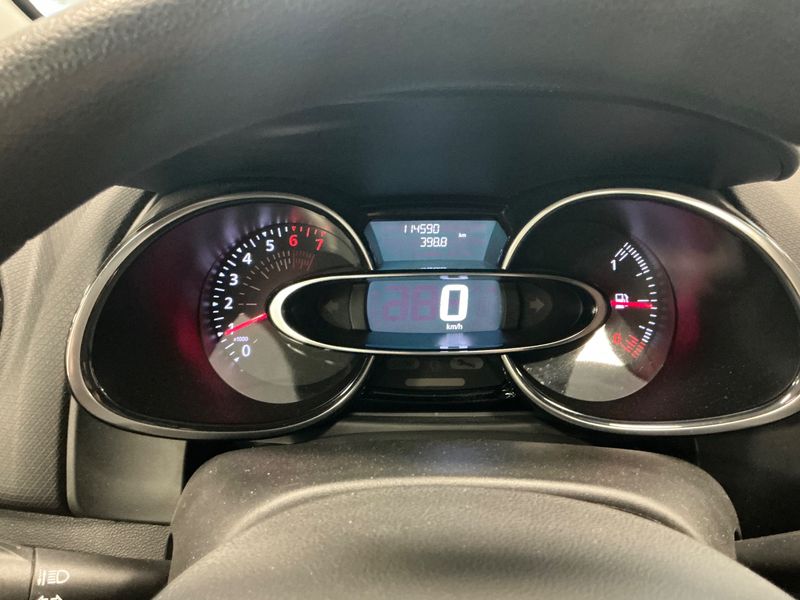 Renault Clio 0.9 Energy Intens — zdjęcie 13