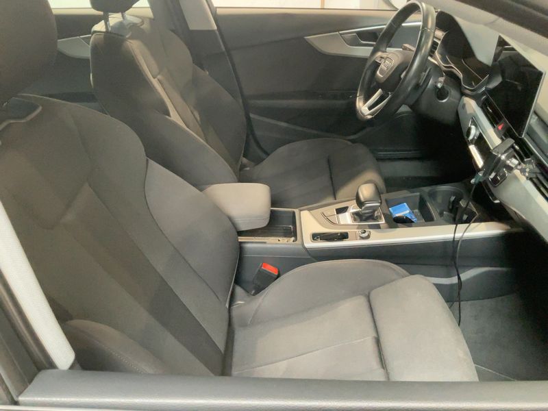 Audi A4 35 TDI Mild-Hybrid advanced — zdjęcie 11