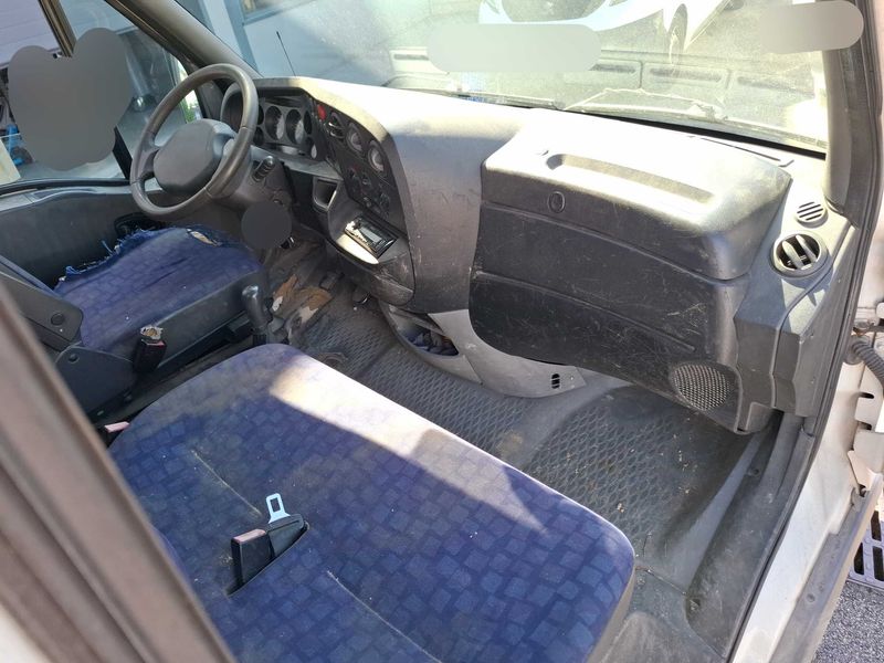 Iveco Daily 2.3 Diesel GKa 35- C 12 — zdjęcie 11