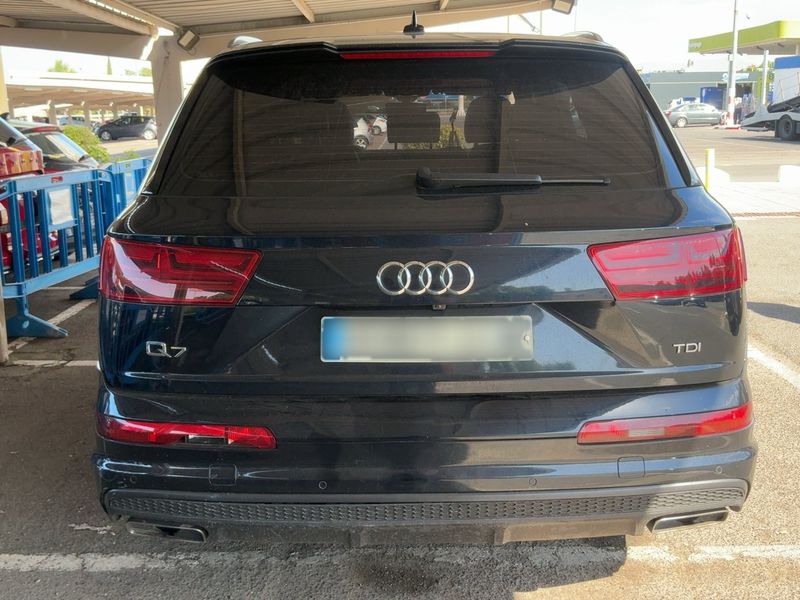 Audi Q7 3.0 V6 TDI quattro — zdjęcie 5