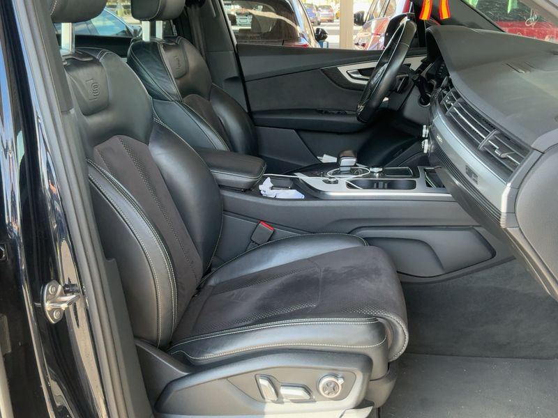Audi Q7 3.0 V6 TDI quattro — zdjęcie 11