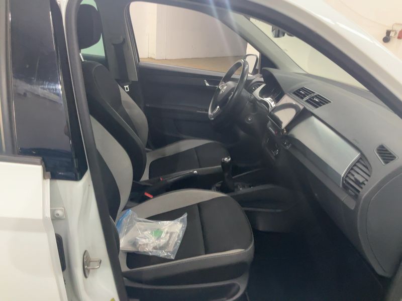 Skoda Fabia 1.4 TDI Ambition 2017 – снимка 17
