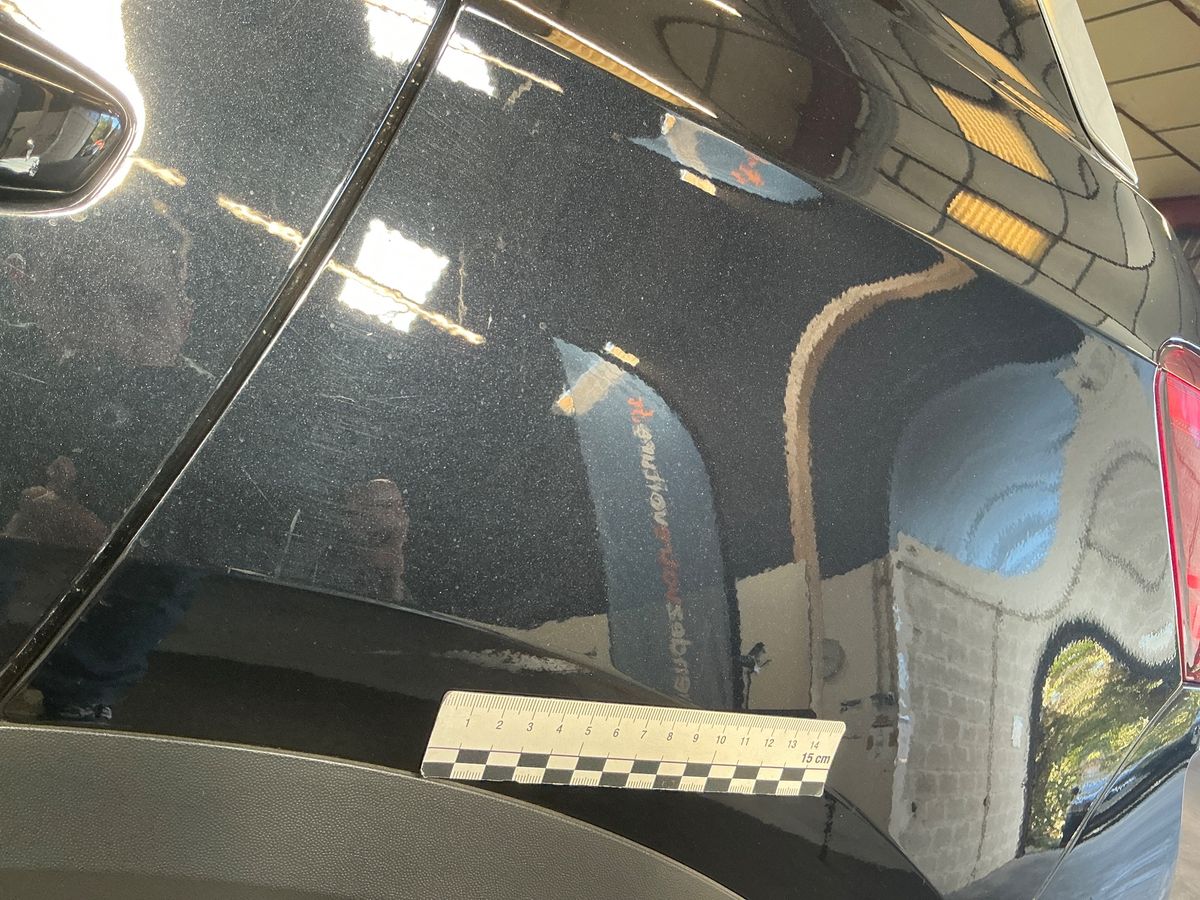 Volkswagen T-Roc 2023 — photo 37
