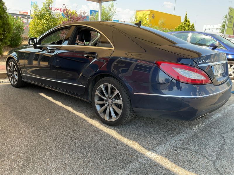 Mercedes-Benz CLS-Klasse CLS 250 d BlueTEC — zdjęcie 3