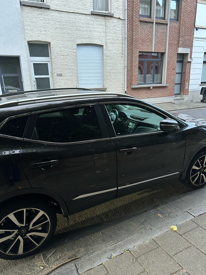 Nissan Qashqai 1.2 360