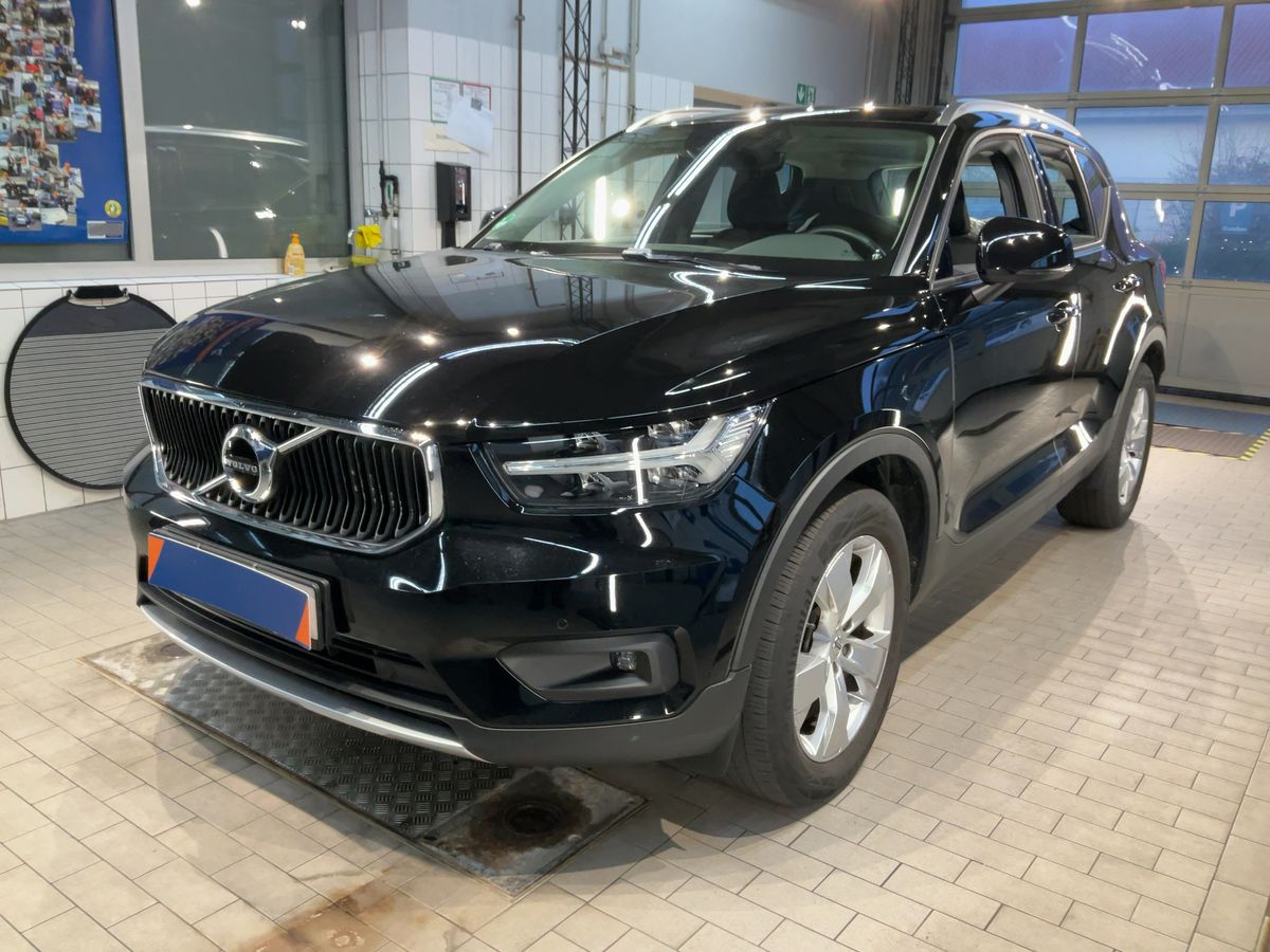 Volvo XC40 1.5 T2 Momentum Pro 2WD