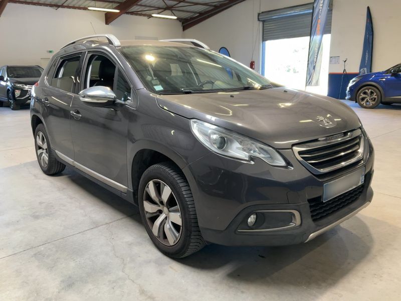 Peugeot 2008 1.2 e-THP Allure Business 2016 – снимка 12
