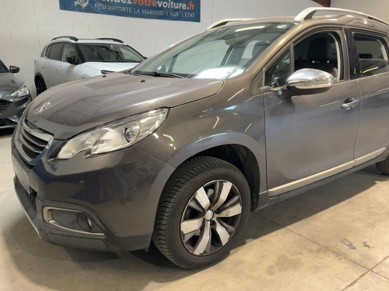 Peugeot 2008 1.2 e-THP Allure Business 2016 – снимка 2