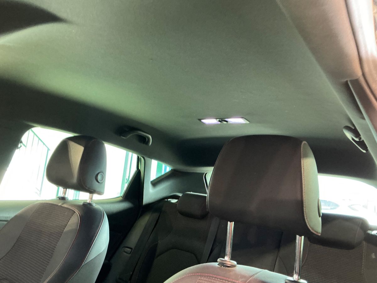 Seat Leon 2019 — photo 24