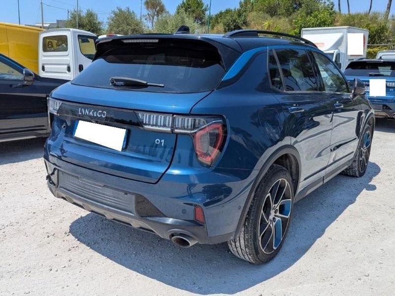 Lynk & Co 01 1.5 Plug-in Hybrid — zdjęcie 4