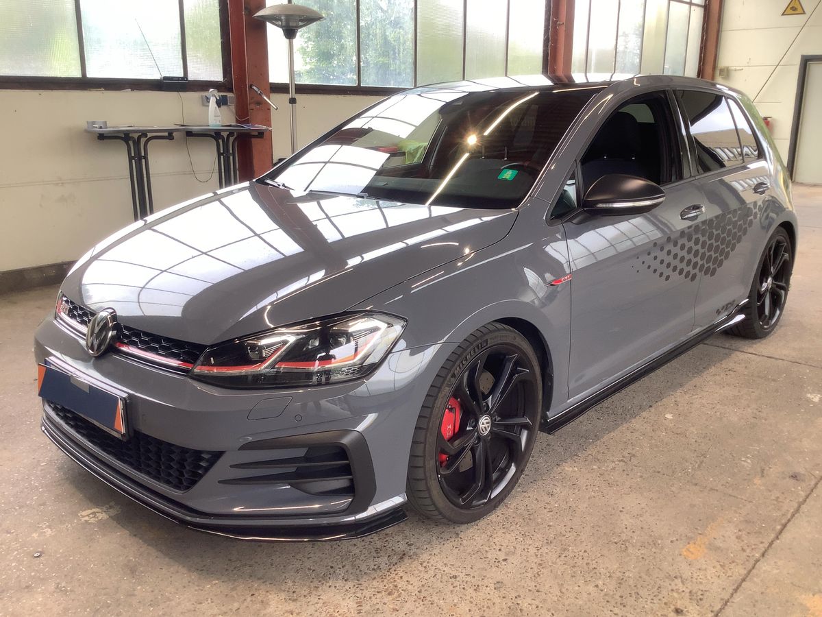 Volkswagen Golf VII 2.0 TSI GTI TCR