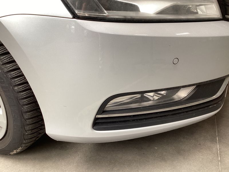 Volkswagen Passat 1.6 TDI Trendline BlueMotion Tech 2012 – снимка 38