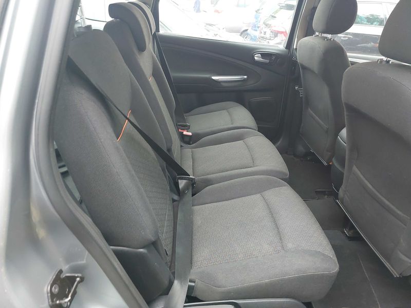 Ford S-Max 2.0 TDCi Trend — zdjęcie 13