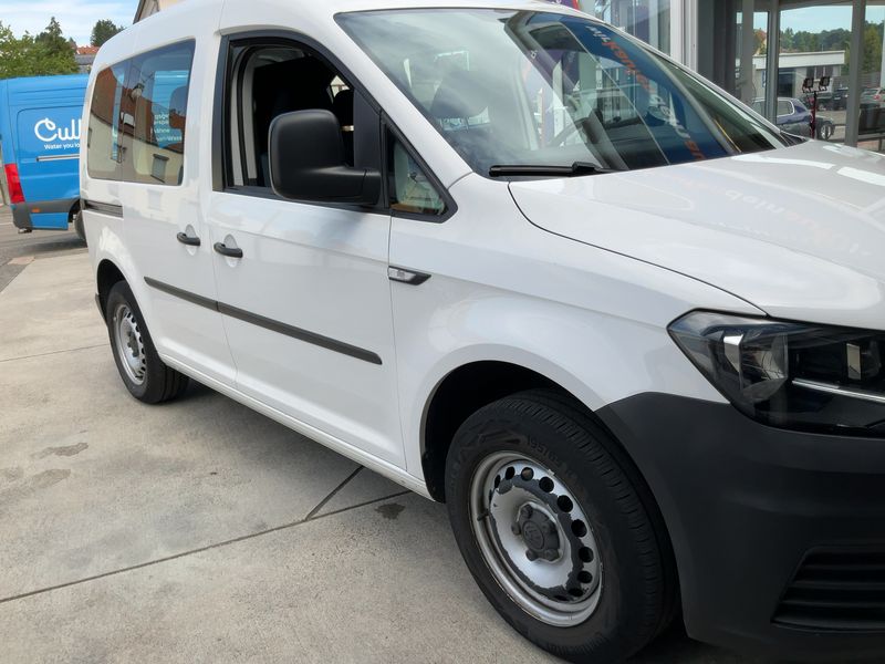 Volkswagen Caddy 2.0 TDI Kombi EcoProfi BlueMotion Tech 2016 – снимка 12