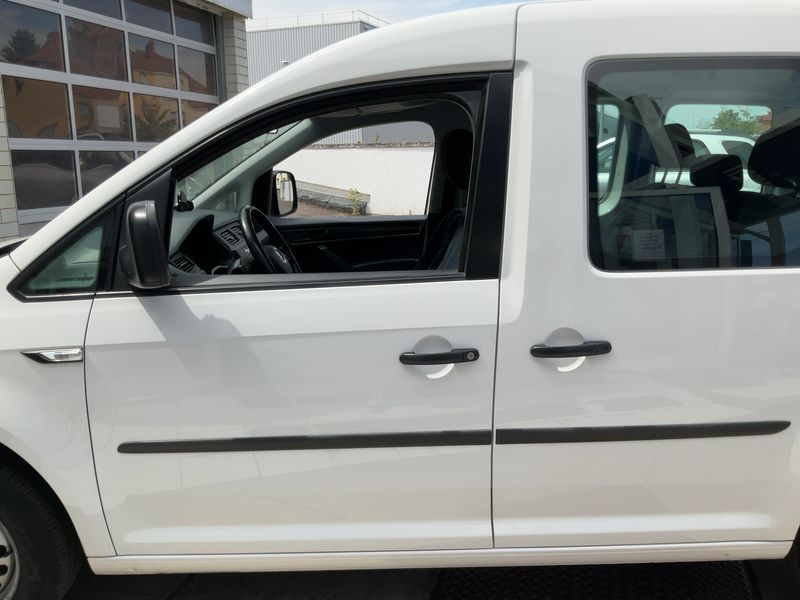 Volkswagen Caddy 2.0 TDI Kombi EcoProfi BlueMotion Tech 2016 – снимка 4