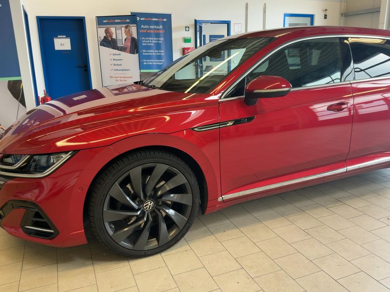 Volkswagen Arteon Shooting Brake 2.0 TSI R-Line 4Motion — zdjęcie 2