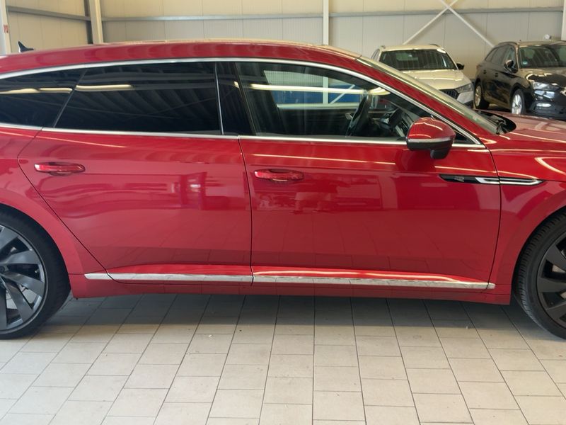 Volkswagen Arteon Shooting Brake 2.0 TSI R-Line 4Motion — zdjęcie 7