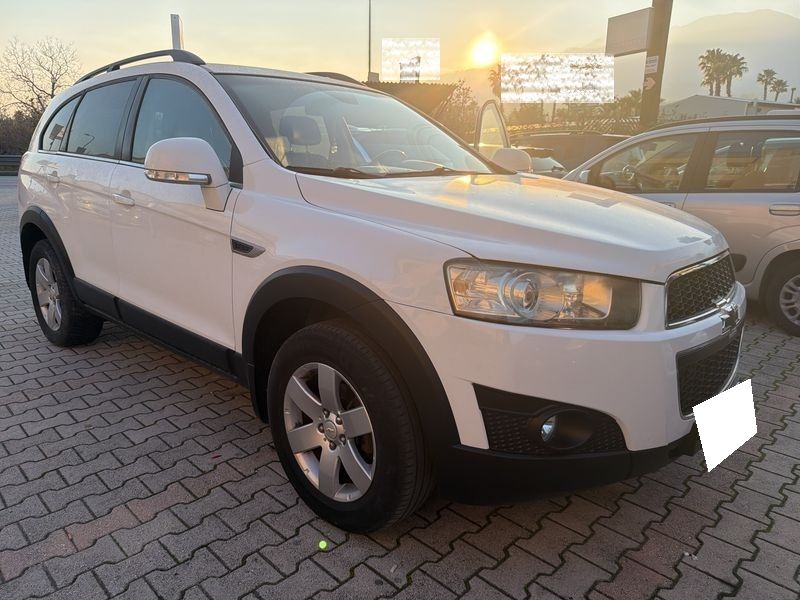 Chevrolet Captiva 2.2 Diesel D LT 2WD — zdjęcie 6