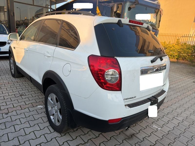 Chevrolet Captiva 2.2 Diesel D LT 2WD — zdjęcie 3