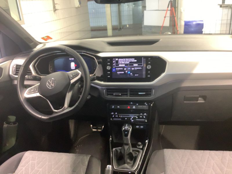 Volkswagen T-Cross 1.0 TSI Move 2023 – снимка 18