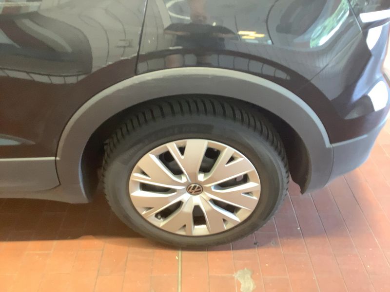 Volkswagen T-Cross 1.0 TSI Move 2023 – снимка 5