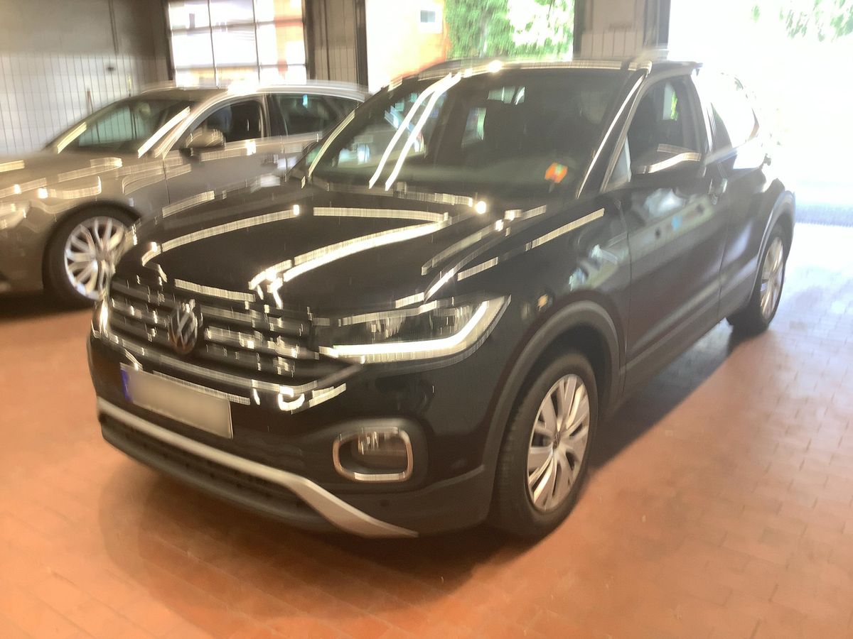 Volkswagen T-Cross 2023 — photo 1
