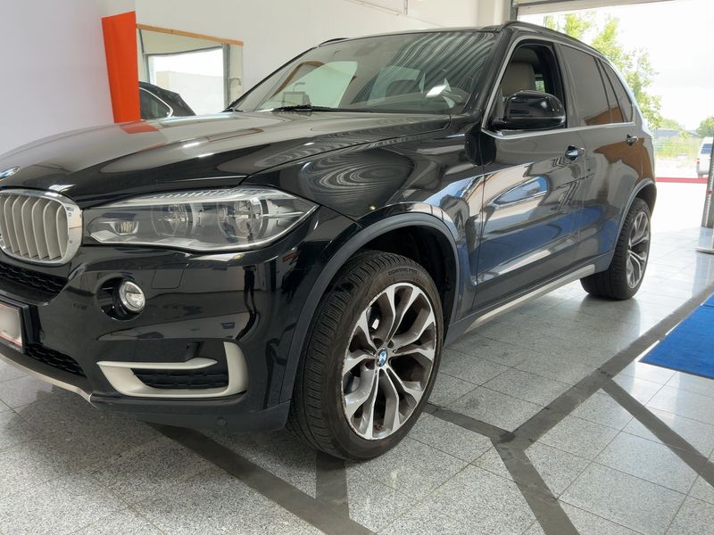 BMW X5 xDrive 25d — zdjęcie 2