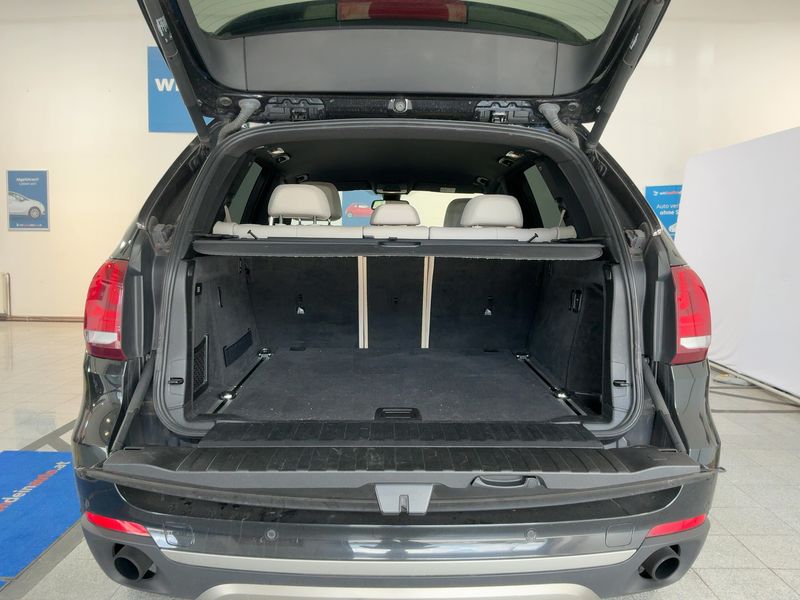 BMW X5 xDrive 25d — zdjęcie 10
