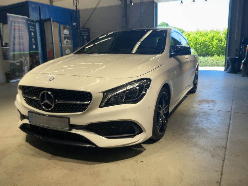 Mercedes-Benz CLA-Klasse CLA 180 AMG Line