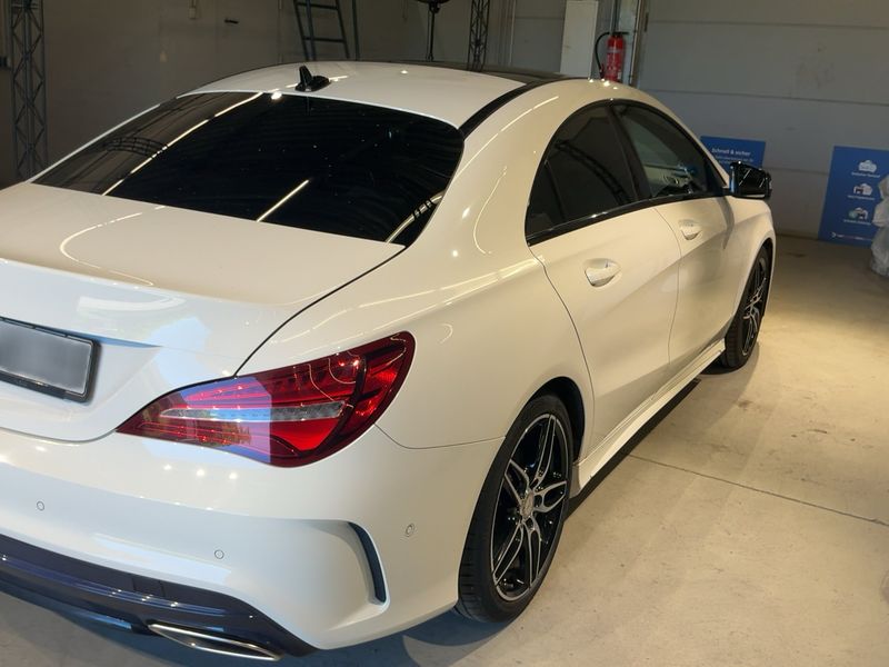 Mercedes-Benz CLA-Klasse CLA 180 AMG Line — zdjęcie 6