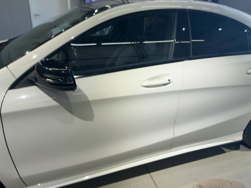 Mercedes-Benz CLA-Klasse CLA 180 AMG Line — zdjęcie 4