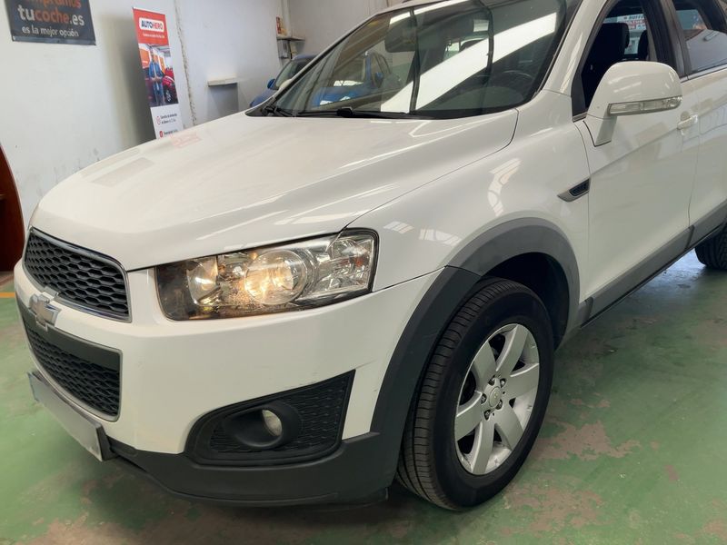 Chevrolet Captiva 2.2 Diesel D LT 2WD — zdjęcie 2