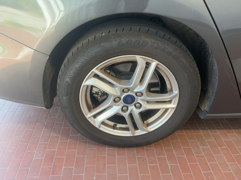 Ford Focus 1.0 EcoBoost Cool&Connect 2021 – снимка 9