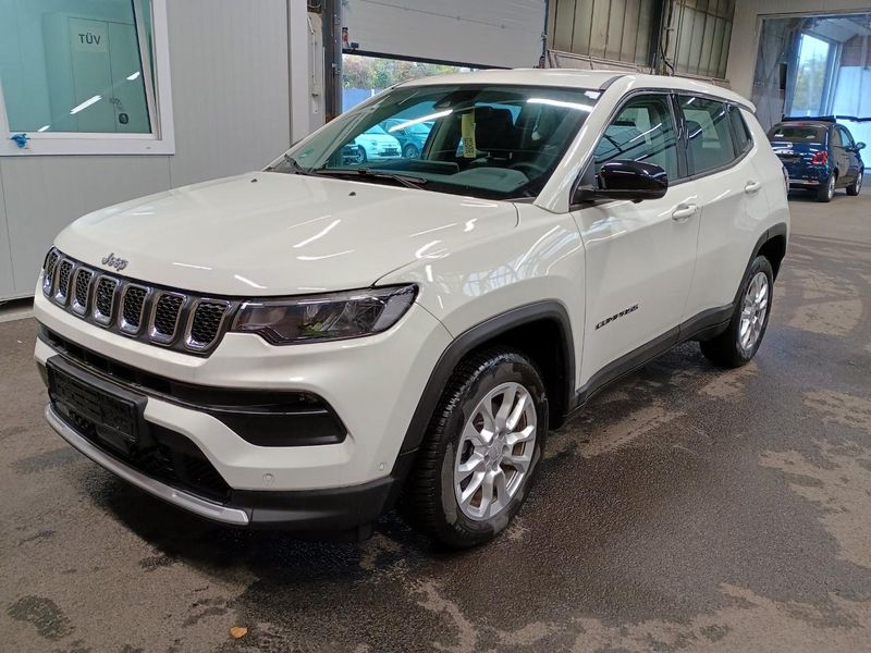 Jeep Compass 1.5 GSE T4 e-Hybrid Altitude