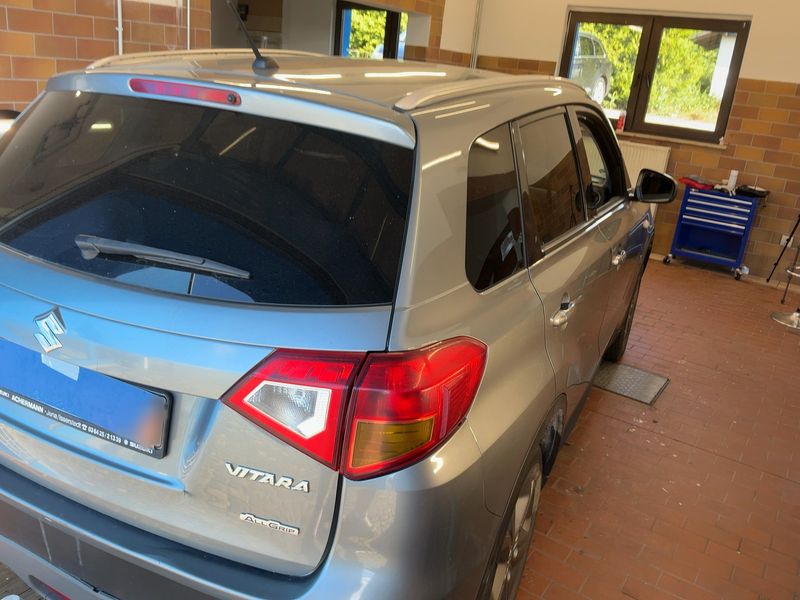 Suzuki Vitara 1.6 Comfort 4x4 — zdjęcie 6