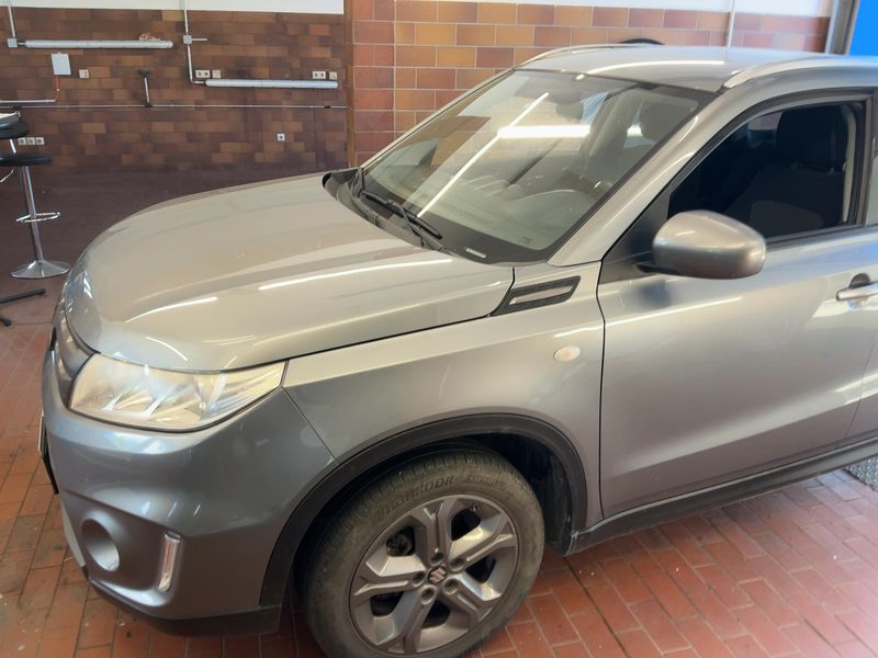 Suzuki Vitara 1.6 Comfort 4x4 — zdjęcie 2