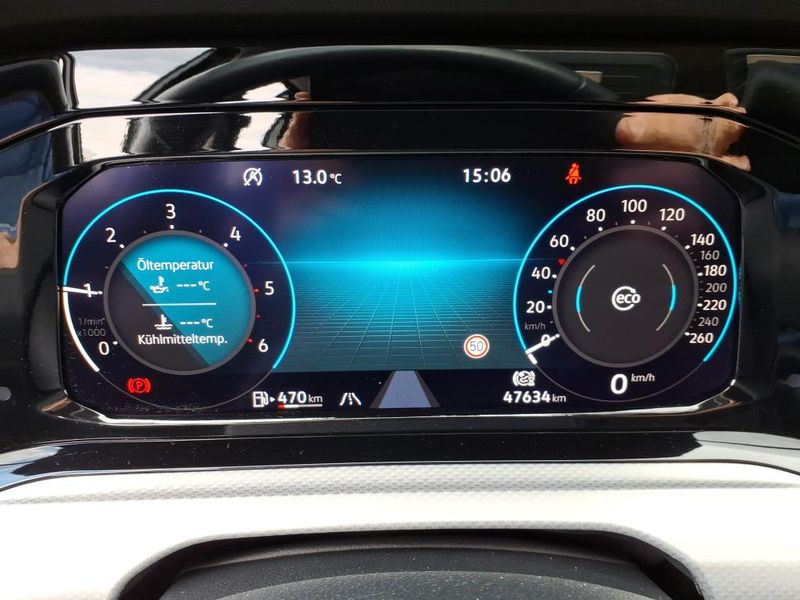 Volkswagen Golf VIII 2.0 TDI Move — zdjęcie 17