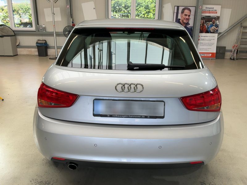 Audi A1 1.6 TDI Ambition — zdjęcie 5